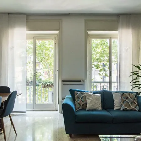 Spacious Modern Flat In A Lively Area * Milán